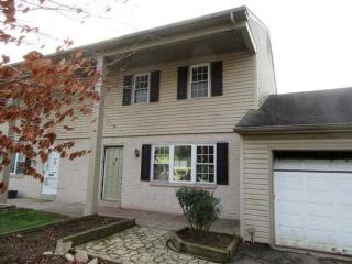 1552 Dean Dr, Lansdale, PA 19446-4434