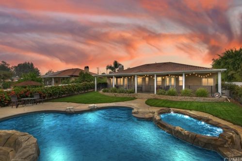 17897 Roberts Rd, Riverside, CA 92508-8978