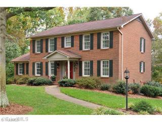 217 Heathcliff Pl, Winston Salem, NC 27104-4443