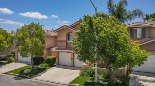 27626 Iris Pl, Santa Clarita, CA 91384-3784