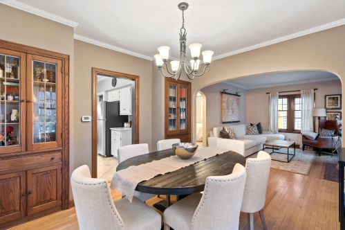 5115 Berkeley Blvd, Milwaukee WI 53217-5504 exterior