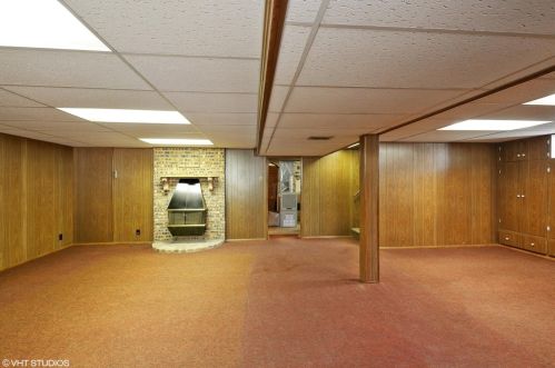 8630 Maple Ave, Gary IN  46403-1423 exterior