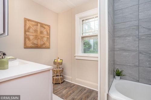 803 Central Ave, Red Wing MN  55066-3132 exterior