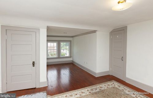 528 Liberty St, Charles Town WV  25414-1830 exterior