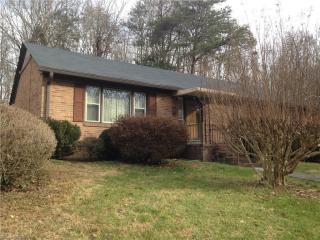 2335 Kaywood Ln, Winston Salem, NC 27103-4810