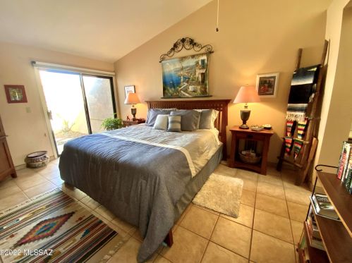 8760 Arnold Palmer Dr, Tucson AZ  85742-9680 exterior