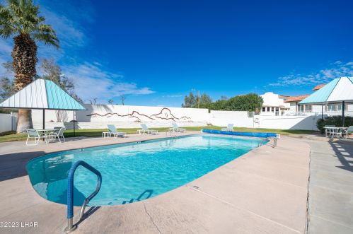 1776 Los Lagos Dr, Lake Havasu City AZ  86403-6623 exterior