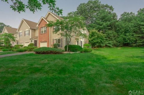 52 Pennsbury Way, East Brunswick, NJ 08816-5268