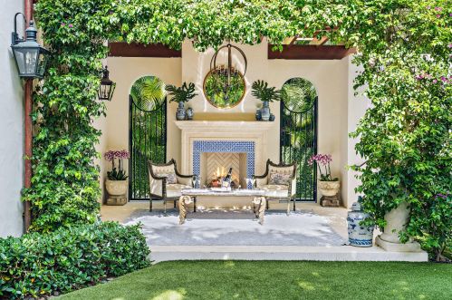 444 Chilean Ave, Palm Beach FL  33480-4529 exterior