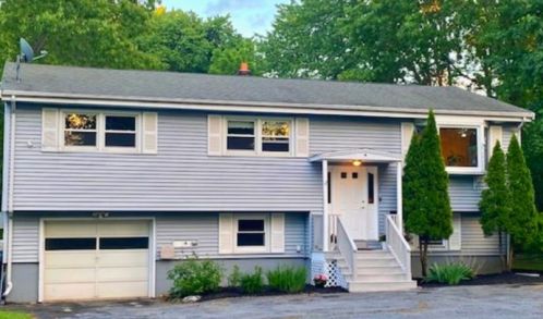 24 Butler St, Salem, NH 03079-3916
