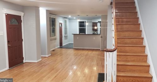 850 Longshore Ave, Philadelphia PA  19111-4423 exterior