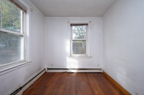 12 Vireo St, North Providence RI  02904-4724 exterior