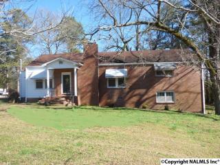 2413 Noccalula Rd, Gadsden, AL 35904-3214