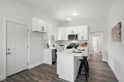 553 68th St, San Diego CA  92114-4414 exterior