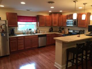 323 Amabell St, Pittsburgh PA  15211-1407 exterior