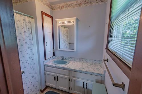 1943 Klines Mill Rd, Breinigsville PA  18031-2230 exterior