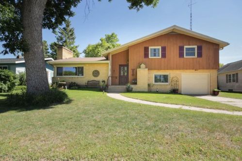 164 Main St, Summit MN  56630-1427 exterior