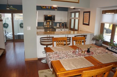 4908 Imperial Cir, Milwaukee WI  53220-4627 exterior