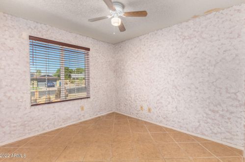 1829 Ardmore Dr, Phoenix AZ  85042-8038 exterior