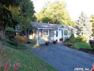 306 Skyview Ter, Syracuse, NY 13219-2836