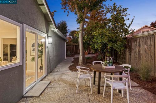 435 Hagemann Dr, Livermore CA  94551-6037 exterior