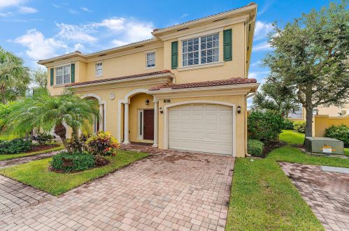 616 Marbella Ln, West Palm Beach, FL 33403-1235