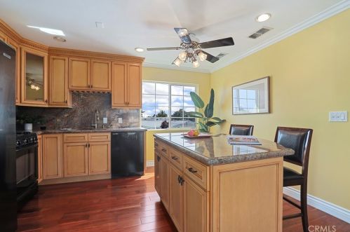 5101 133rd St, Hawthorne CA  90250-5054 exterior