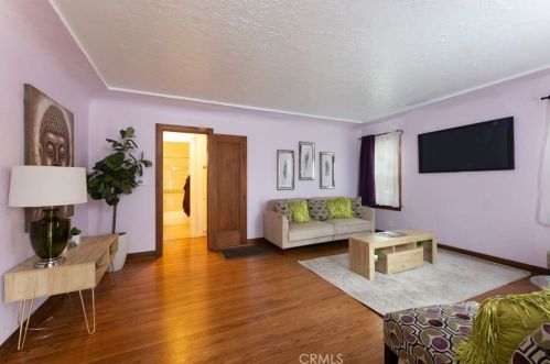 1648 Mckenzie St, Long Beach, CA 90805-2548