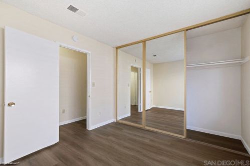 8211 Elston Pl, San Diego CA 92126-2213 exterior