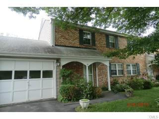 19 Whisconier Vlg, Brookfield Center, CT 06804-3819