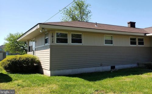1012 Julian Dr, Fredericksburg VA  22405-2127 exterior