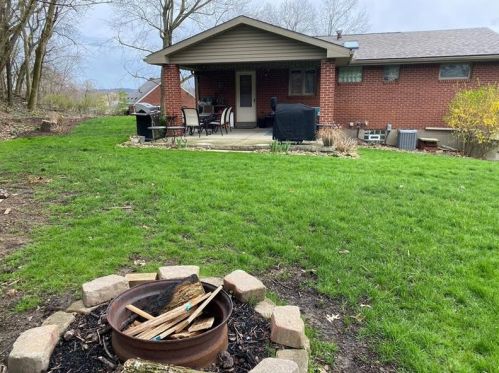 601 Edgewood Ave, Oakmont, PA 15139-1416