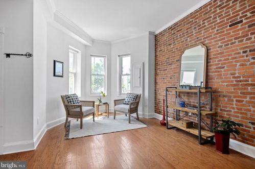 817 T St, Washington DC 20001-4119 exterior