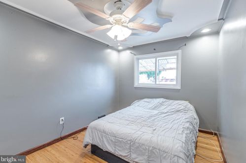 723 Shaw Ave, Lansdale PA  19446-2333 exterior