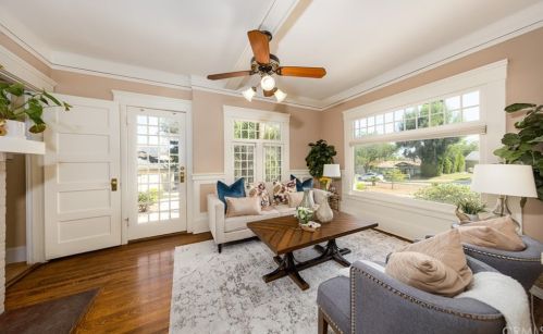 360 Lakeside Ave, Redlands CA  92373-4946 exterior