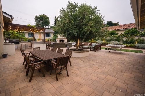 2600 Palos Verdes Dr, Palos Verdes Estates CA 90274-1032 exterior