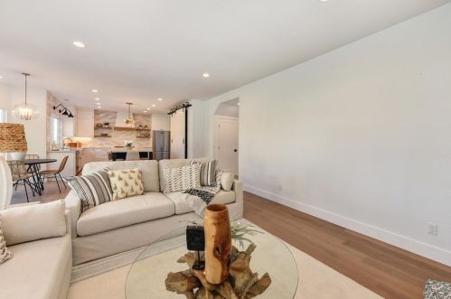 1535 Barcelona Dr, Folsom CA  95762-7212 exterior