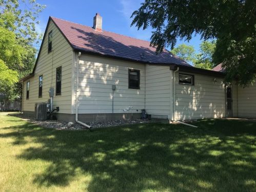 223 Oak St, Alex, MN 56308-5217