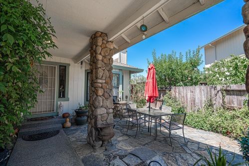108 Duchess Ct, Windsor, CA 95492-8043