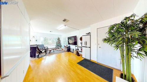 6901 Johnston Rd, Pleasanton CA  94588-9460 exterior