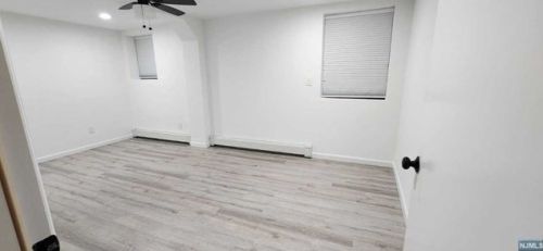 476 Walker St, Fairview NJ  07022-1326 exterior