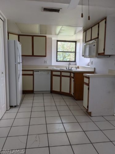2537 12th Ave, Cape Coral, FL 33914-4130
