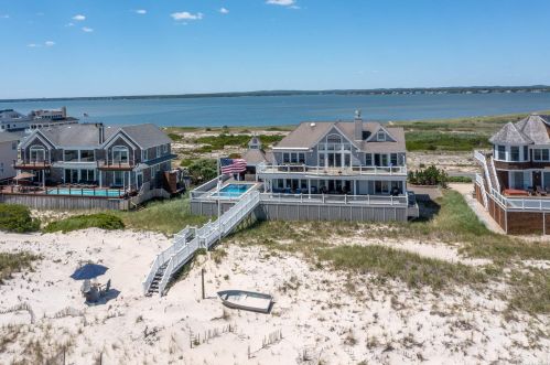 745 Dune Rd, West Hampton Beach, NY 11978-2948