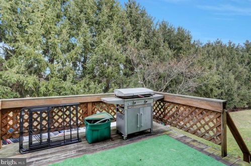 4 Holly Ct, Lees Cross Roads PA  17257-8749 exterior