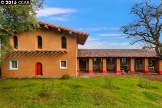 843 Las Trampas Rd, Lafayette, CA 94549-4825