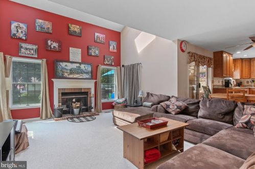 100 Brook Meadow Cir, Shrewsbury PA  17361-1236 exterior