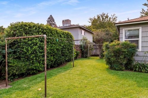 862 Palmetto Ave, Chico CA  95926-4027 exterior