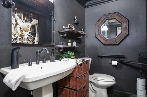 3087 Fleming Dr, San Diego CA exterior