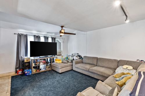 911324 Kamahoi St, Ewa Beach, HI 96706-1801