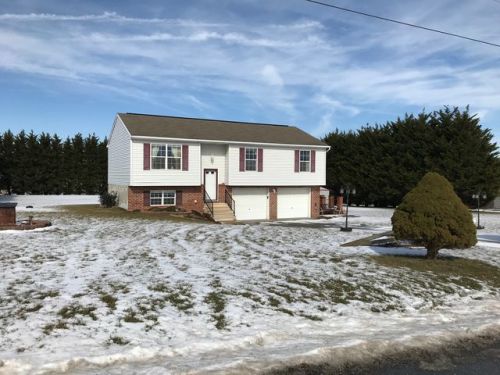 525 Main Street Ext, Cross Roads, PA 17322-7960